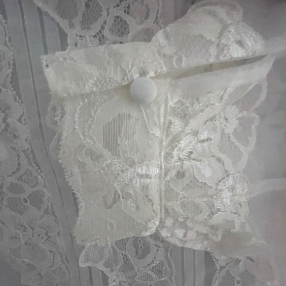 White House Black Market Blouse Women’s Sheer Organza Lace Vtg Style Top Sz 4 - Picture 5 of 10